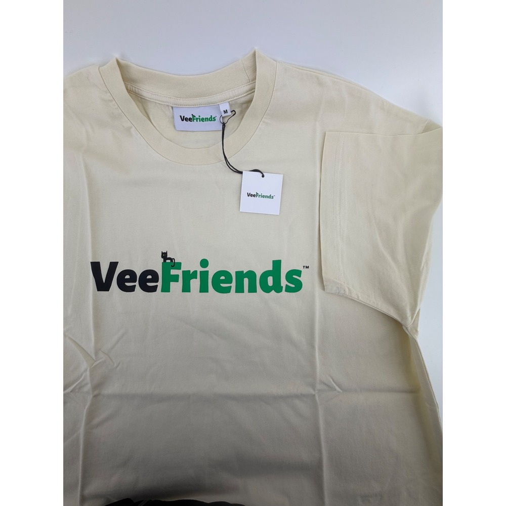 VeeFriends Classic SS T-Shirt Men Medium Cream Off-White Graphic Logo GaryV  NWT
